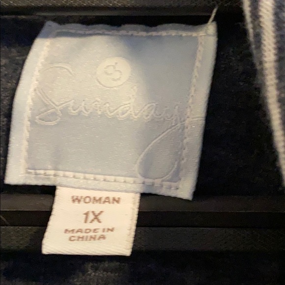 Blue Cowl Neck Top  Size 1X - Picture 3 of 3